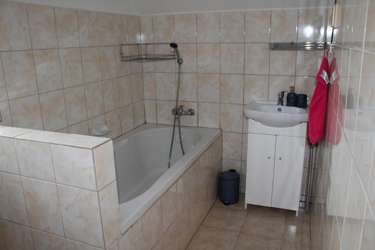 Apartman Rapotin, Jesenicka 296, 3Km Od Termalniho Parku Velke Losiny Extérieur photo